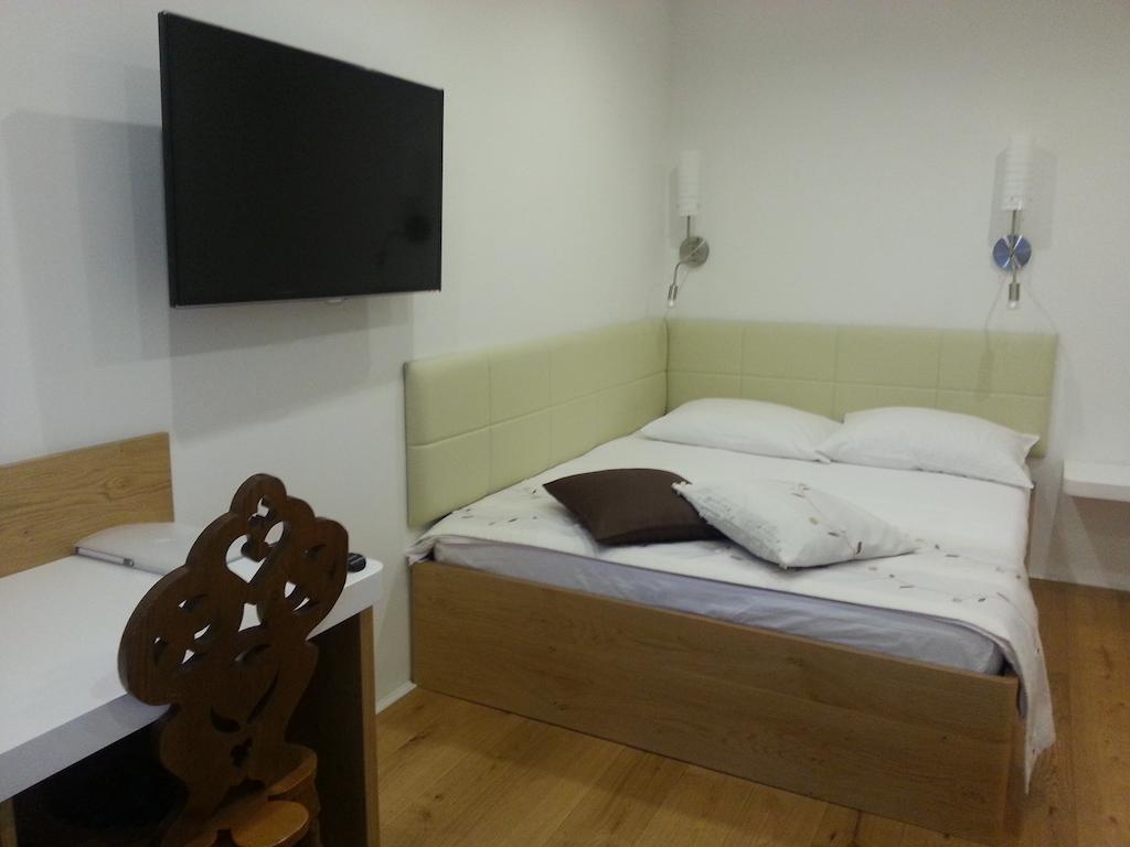 Bed & Breakfast Tavcar